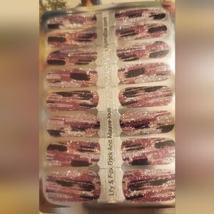 Lily & Fox nail wraps